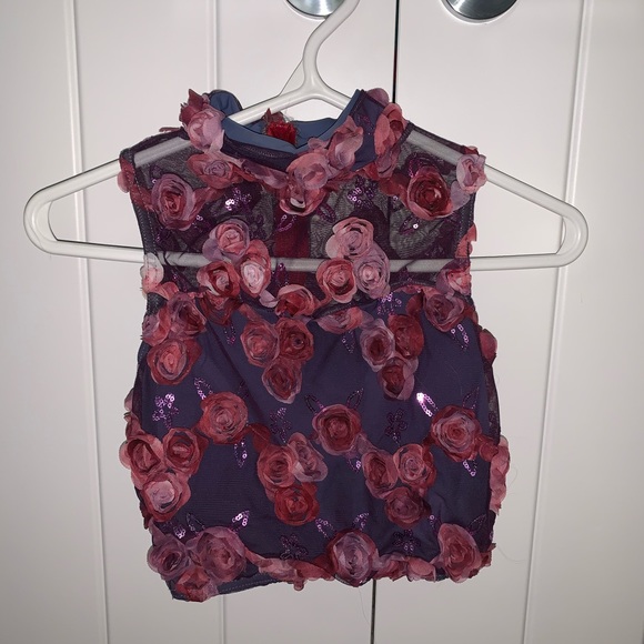 Dance Costume - Picture 1 of 4